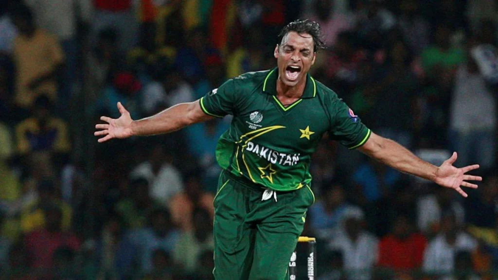 Shoaib Akhtar's Unexpected Rival: How Lakshmipathy Balaji Turned Tables During India vs Pakistan Showdown