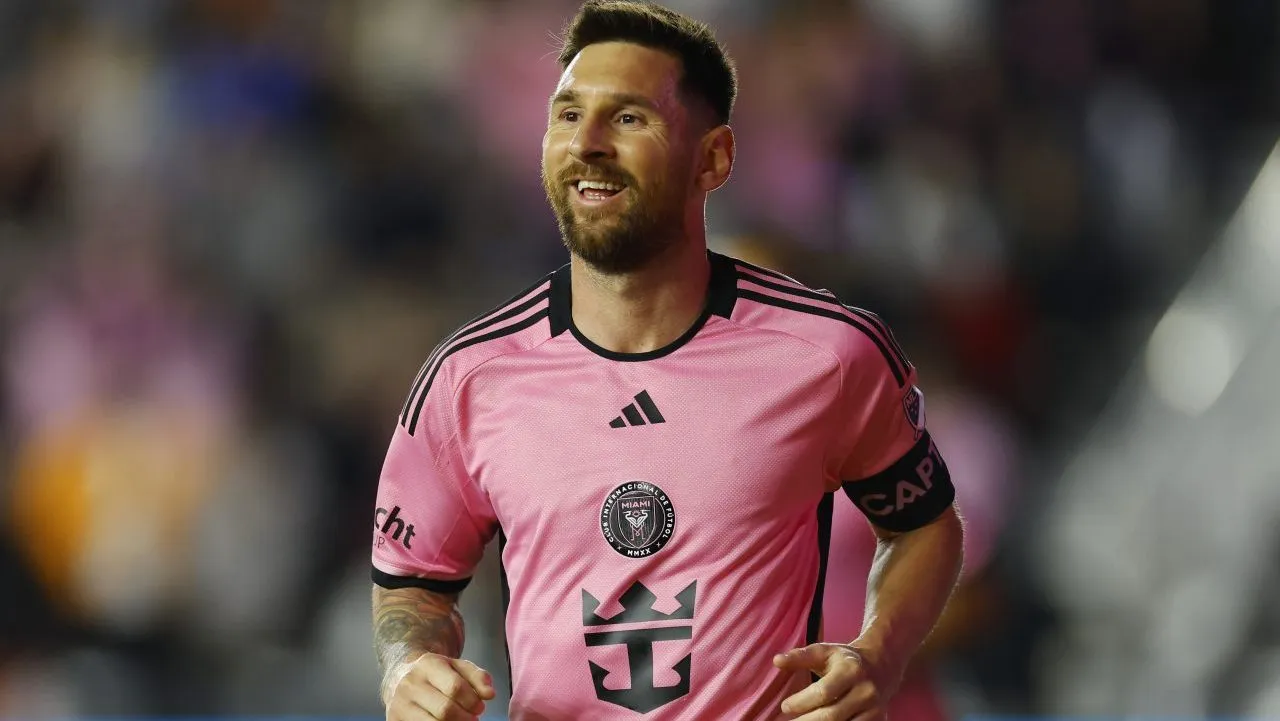Lionel Messi and Alba's Amazing Telepathic Connection Lights Up MLS 
