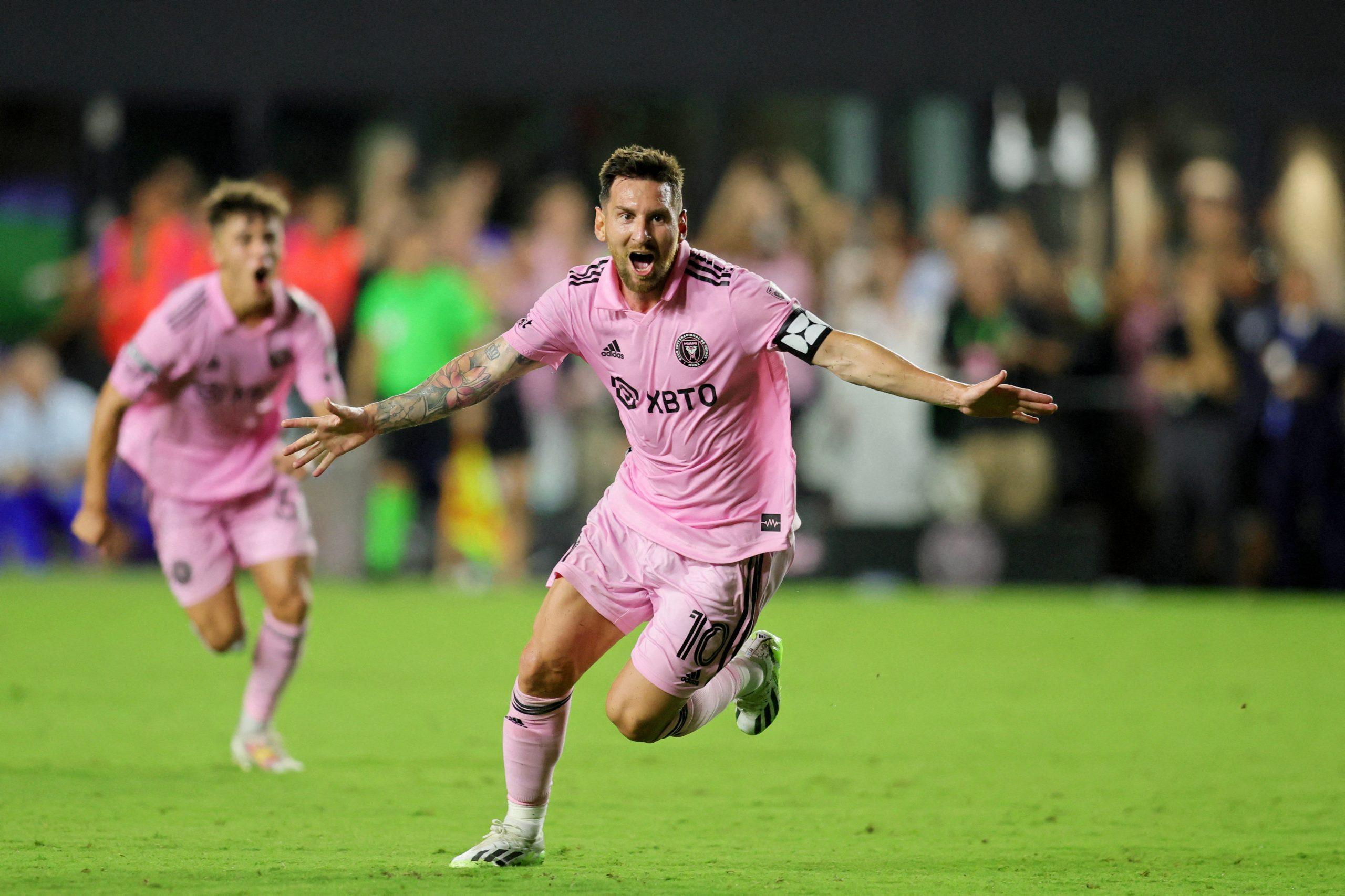 Lionel Messi and Amazing Alba's Telepathic Connection Lights Up MLS 