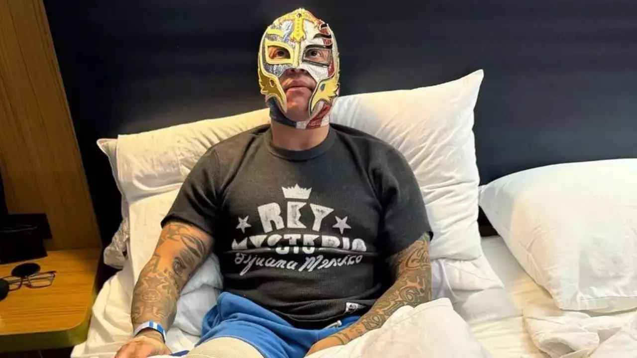 Rey Mysterio's Big WWE Comeback: Promises Showdown with Santos Escobar Next Week on SmackDown