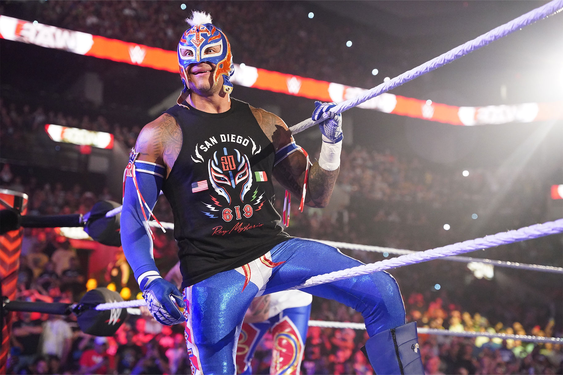 Rey Mysterio's Triumphant Return to SmackDown: A New Chapter Begins