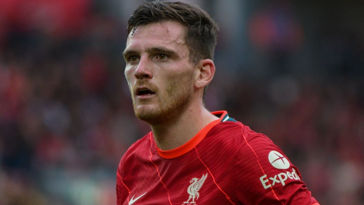 Liverpool Faces Double Dilemma: Robertson's Injury and Gakpo's Form