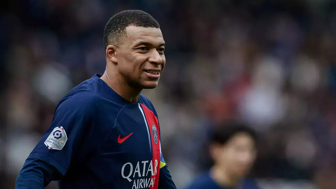 Barcelona's Missed Opportunity: The Kylian Mbappe Saga That Could Have Changed History