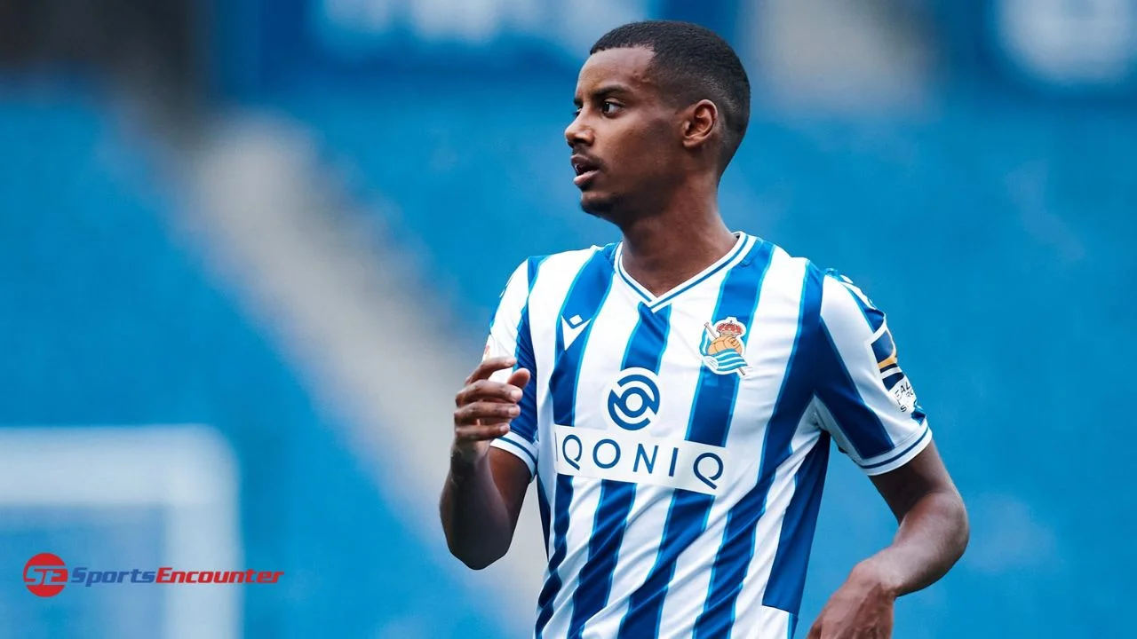 Barcelona and Arsenal Vie for Premier League Star Alexander Isak