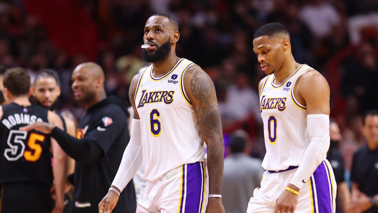 Lakers' Off-Season Maneuvers: Aiming for a Family Reunion and Championship Ambition