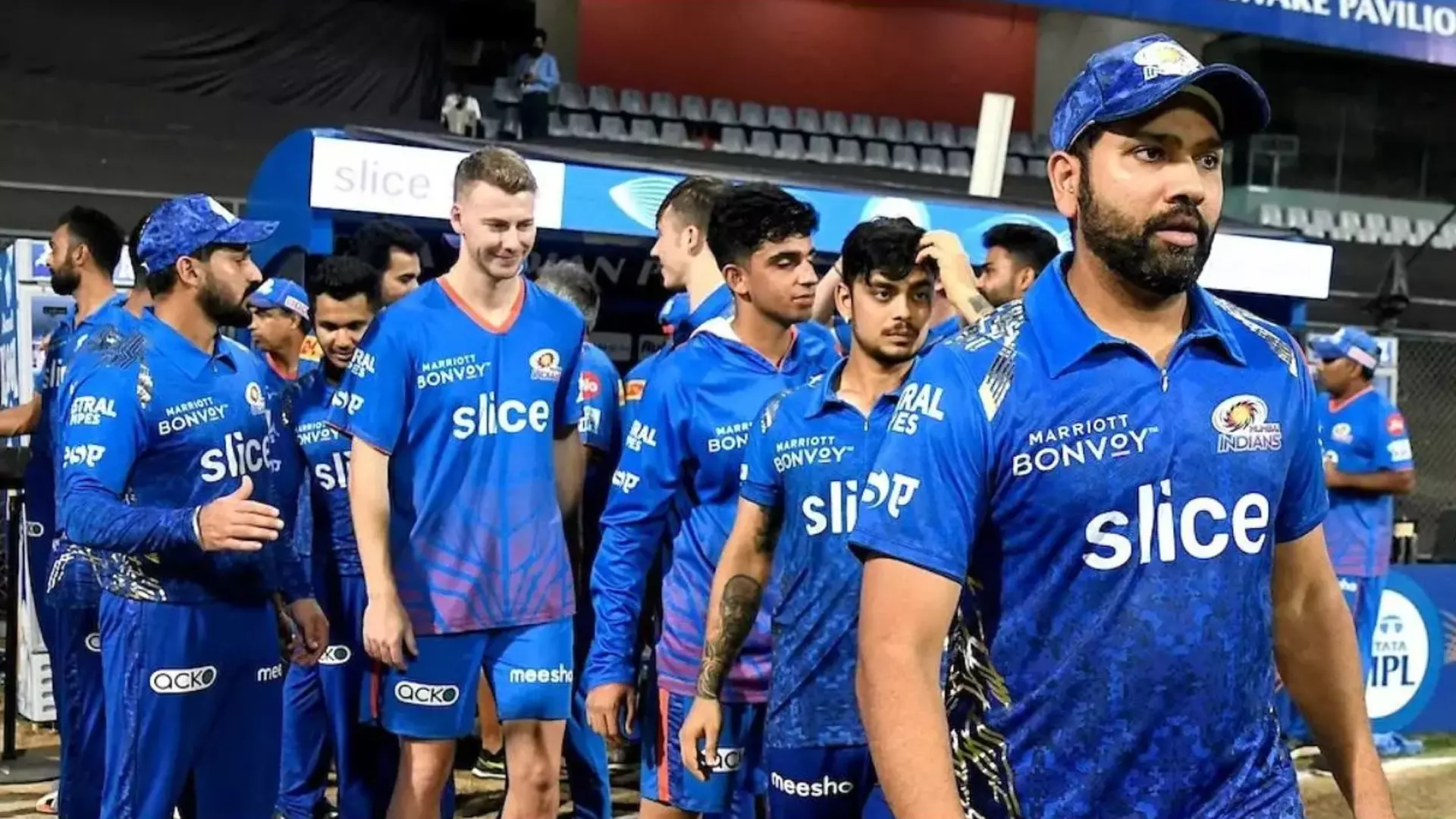 Rally Behind Hardik Pandya, Steve Smith Encourages MI Fans Amid IPL 2024 Challenges