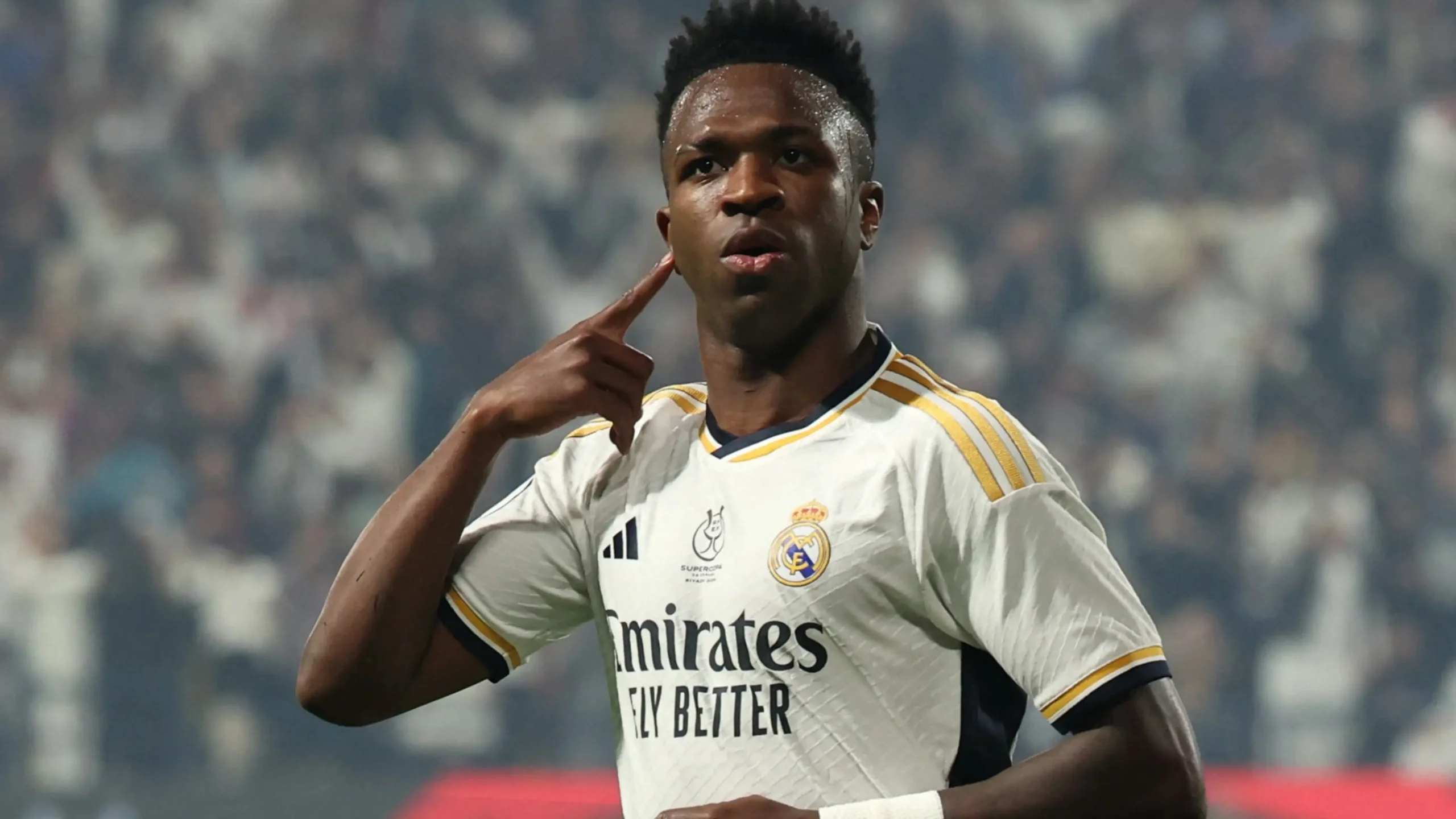 The Battle for Vinicius Jr: A €200 Million Tug-of-War Among Europe's Elite