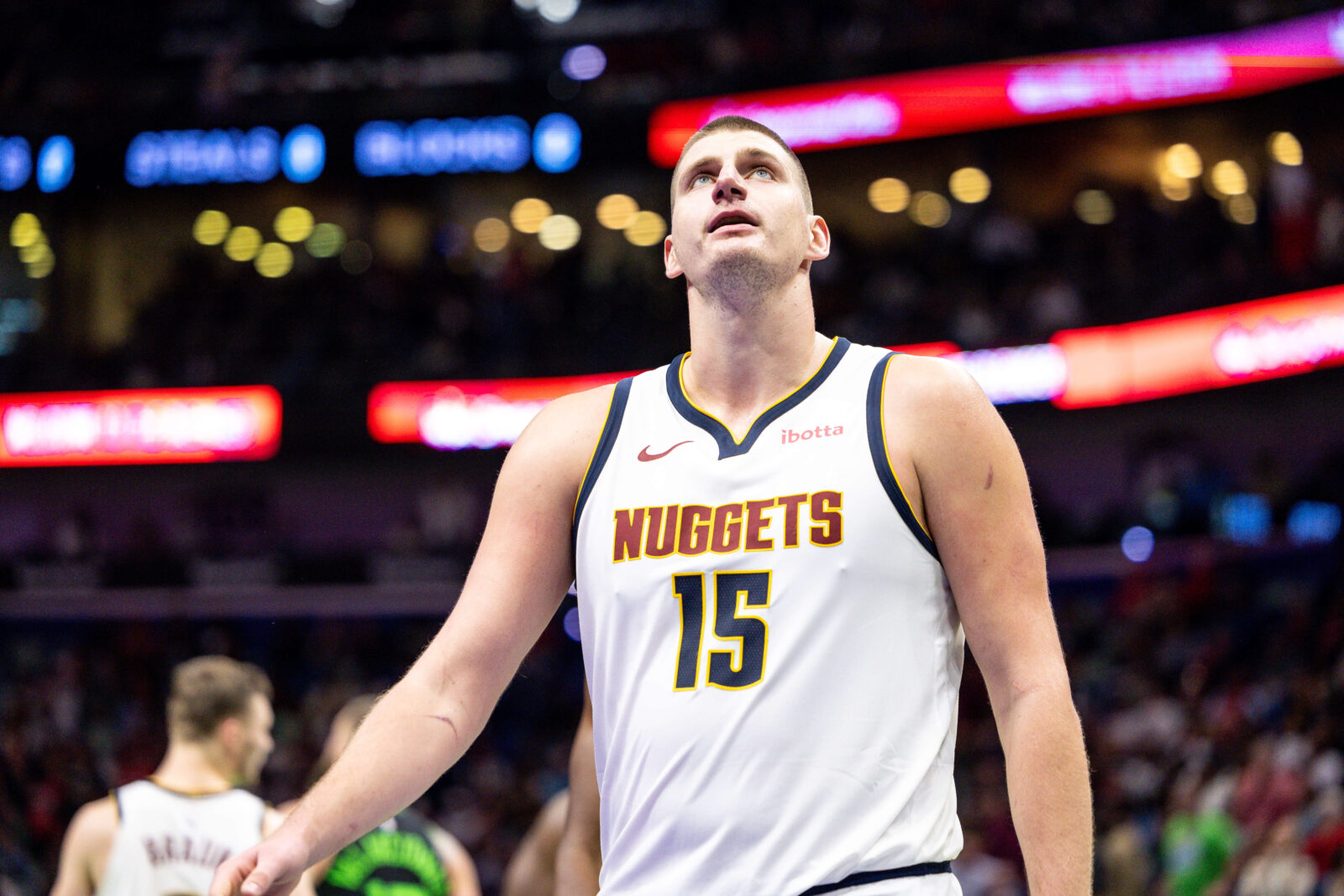 Jokic's Ascendancy Stirs the NBA: Lakers Grapple with the New Western Conference Powerhouse