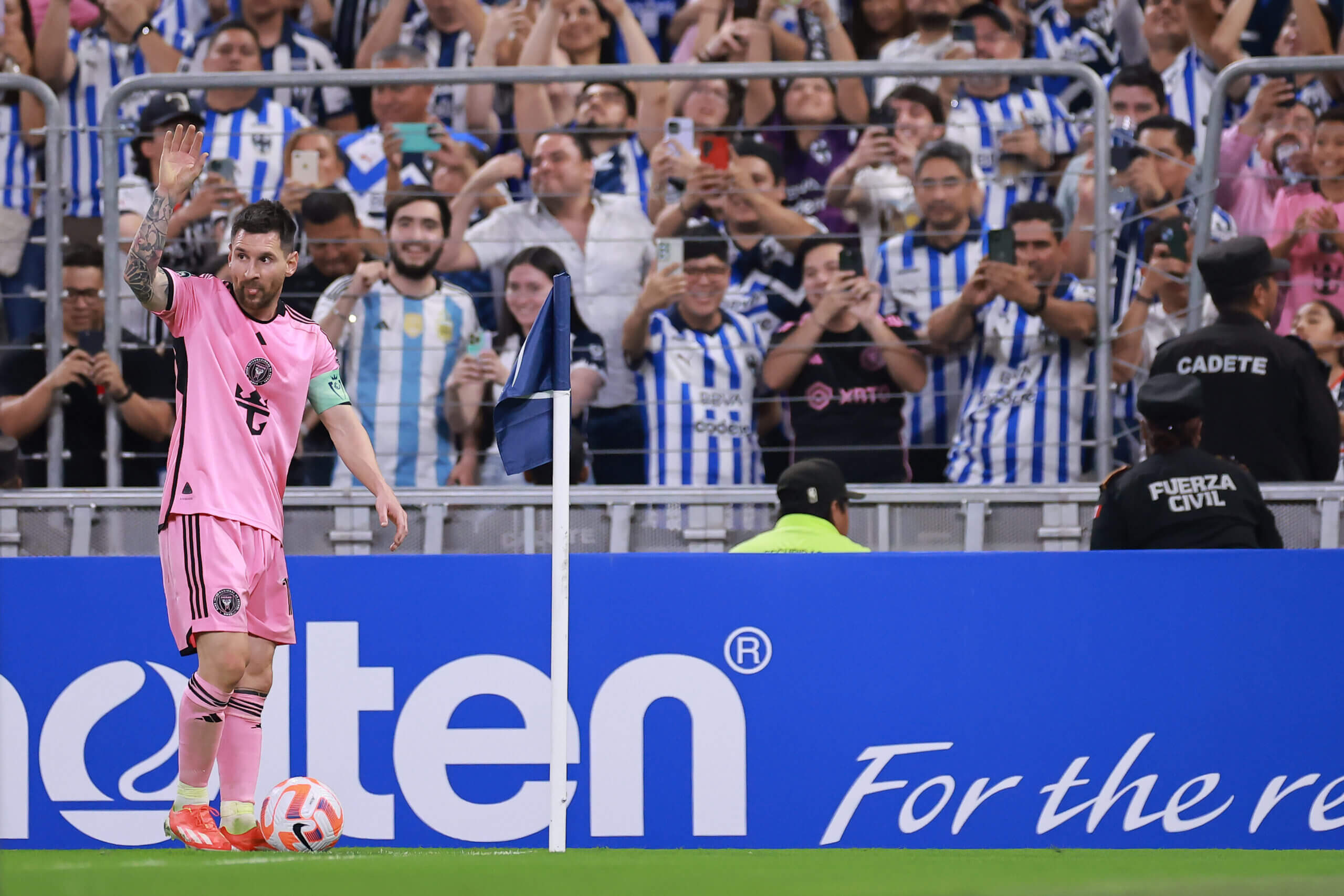Lionel Messi’s Jersey Disrespected by Monterrey Fans, Sparks Outrage Among Football Community