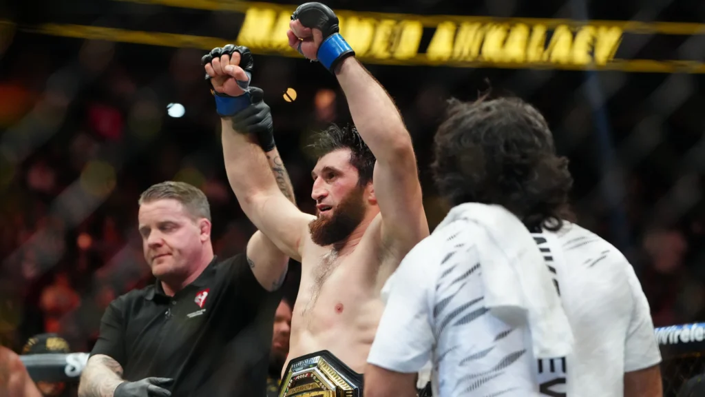 UFC 313: Alex Pereira Defends Title Against Magomed Ankalaev in a Must-Watch Light Heavyweight Fight – Expert Predictions and Betting Odds Revealed