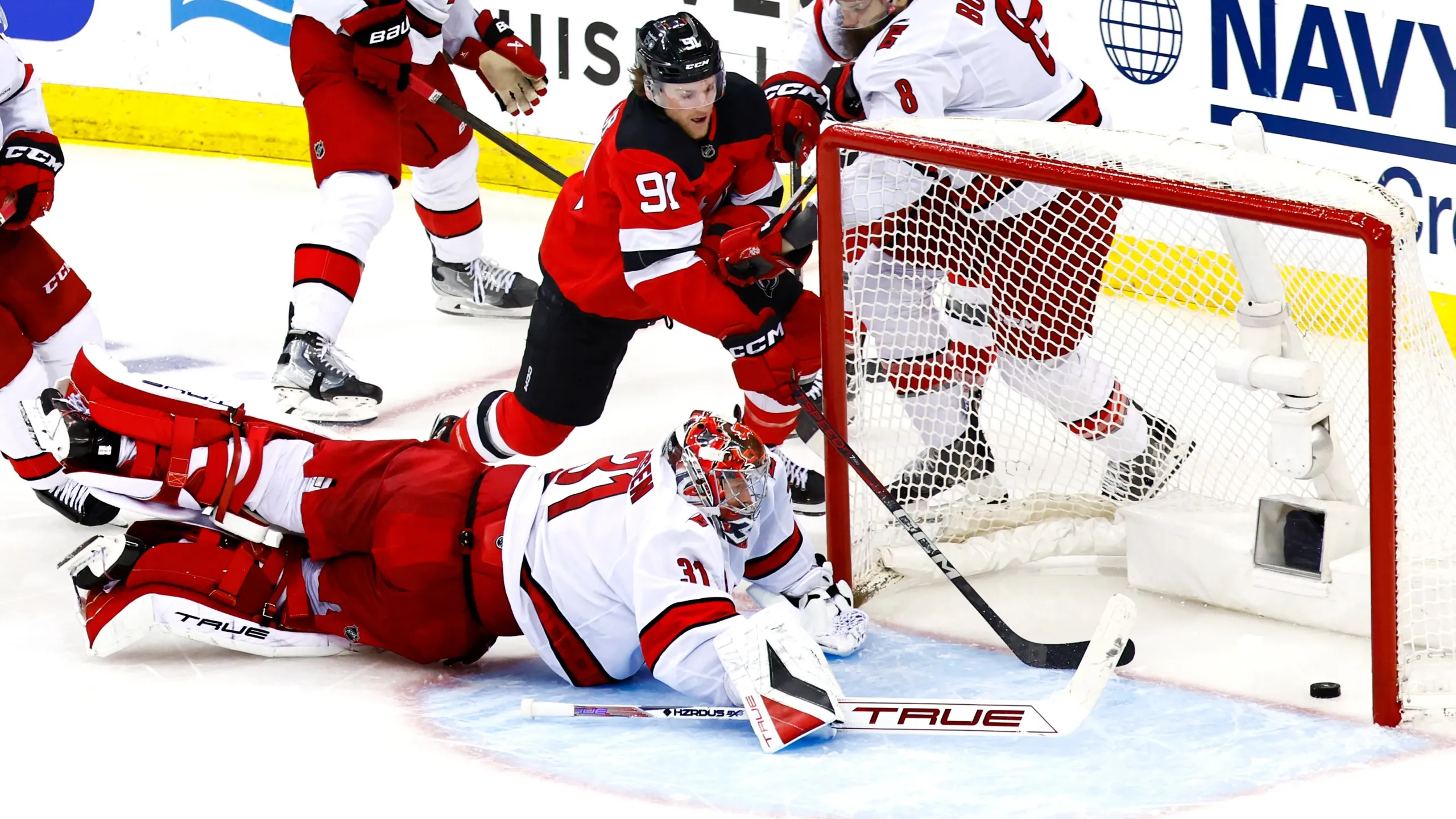 Washington Capitals Knock Out Canadiens, Set Up Epic Playoff Showdown with Carolina Hurricanes